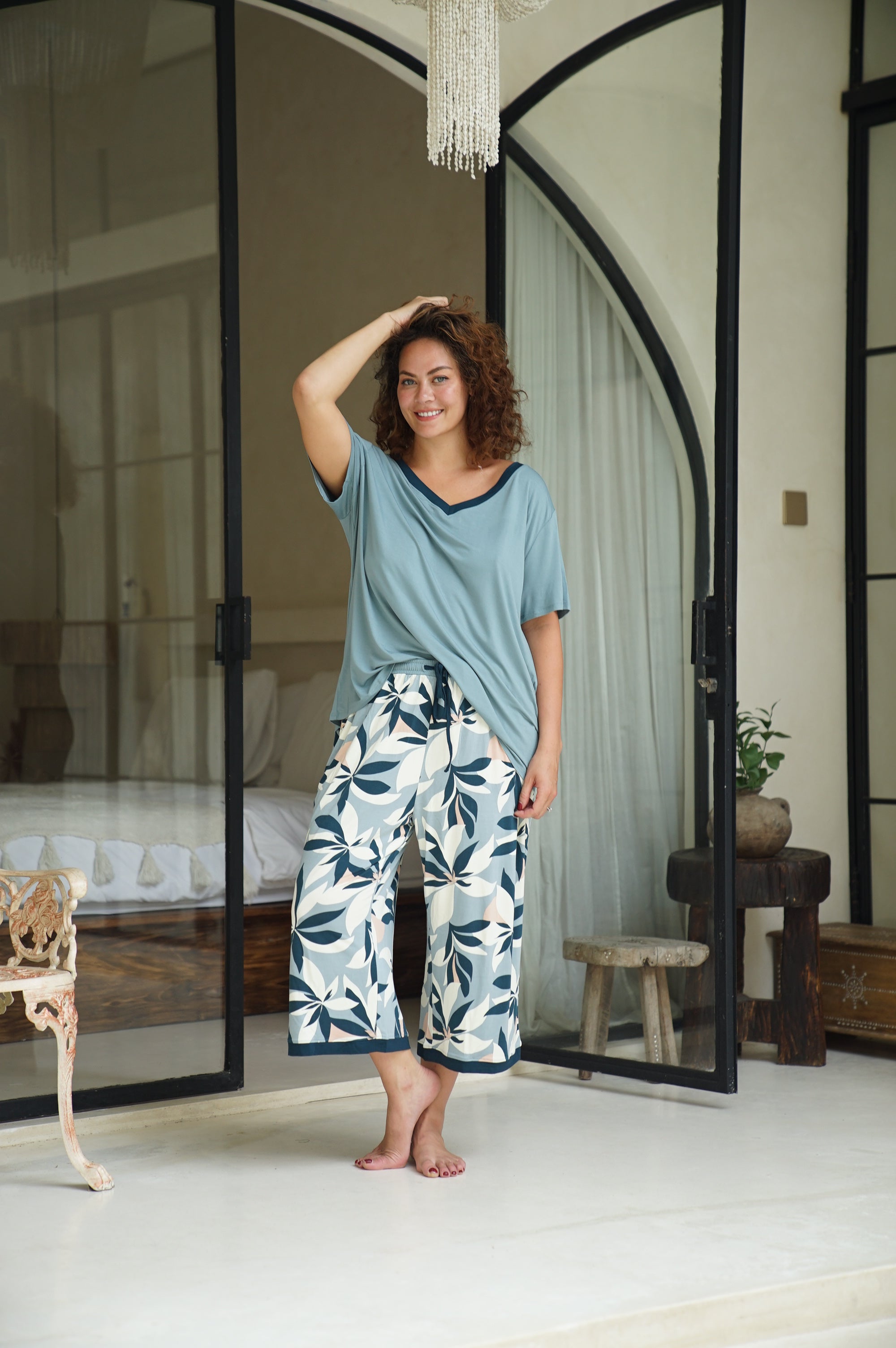 Stay cool & cozy in our breathable bamboo 3/4 PJ set with a dreamy floral design. Perfect for all-night comfort!