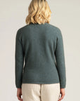 Experience luxury comfort: Pure Merino wool grey cardigan, timeless elegance for all occasions. Shop now!