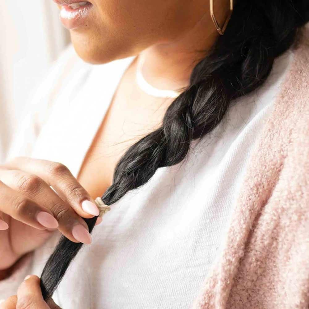 Experience the difference with Kooshoo hair ties. From gym sessions to glam nights out, achieve flawless styles effortlessly.