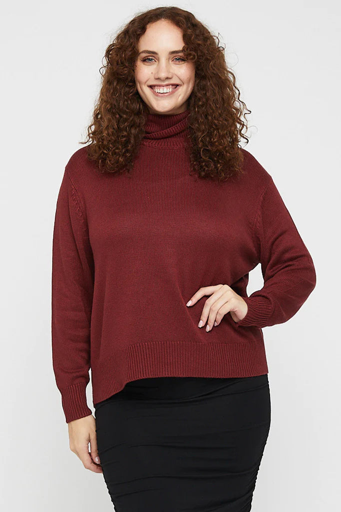 "Turtle neck bamboo jumper: Sustainable fashion for women, combining comfort and style effortlessly."
