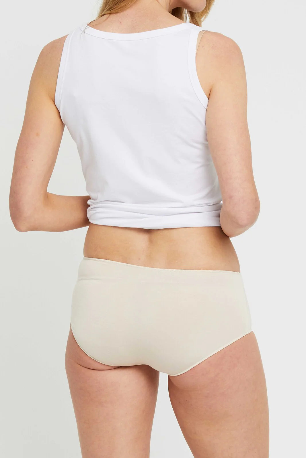 &quot;Bamboo women&#39;s underwear in beige: Soft, eco-friendly comfort for everyday wear.&quot;