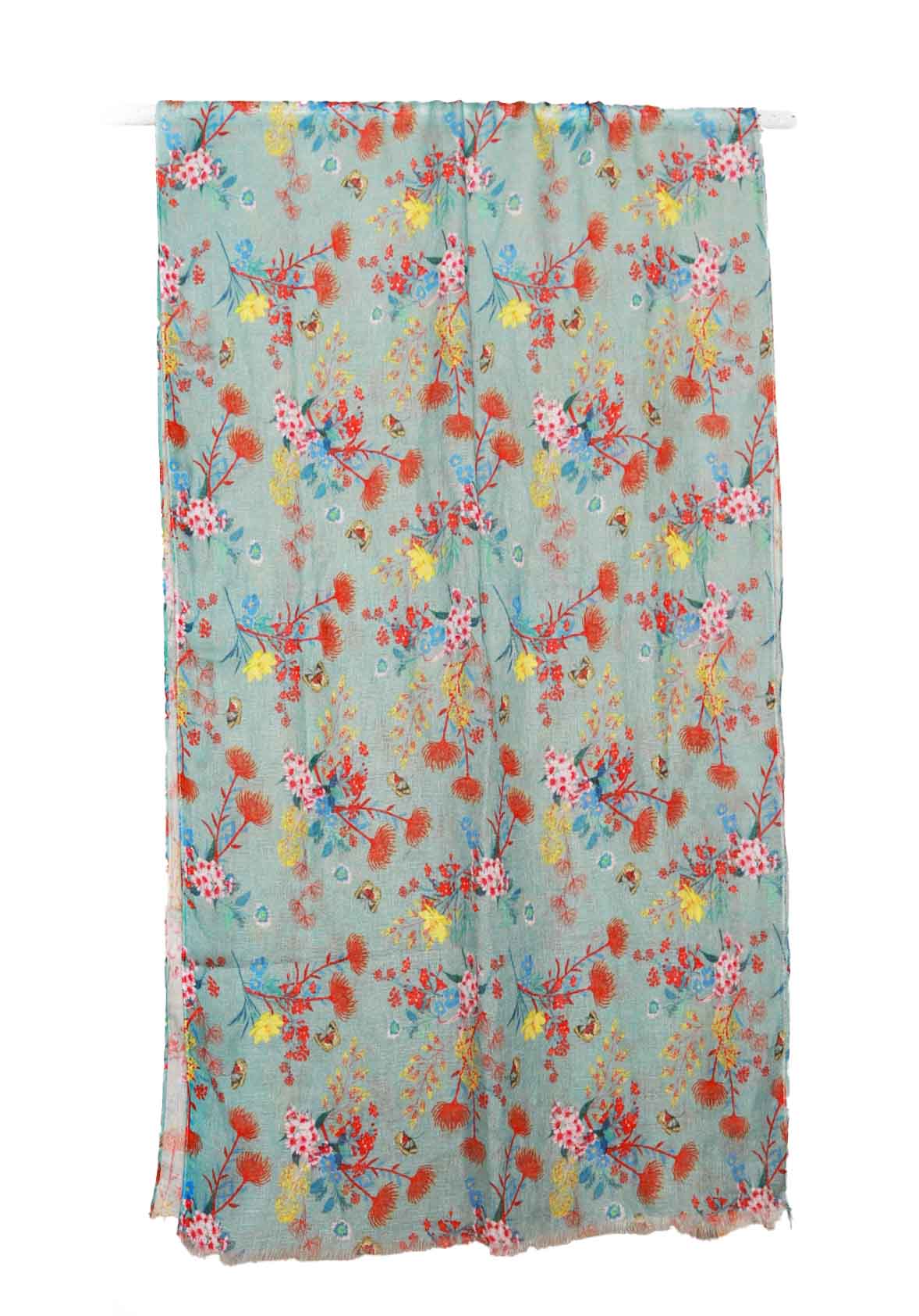 Indulge in luxury with our floral scarves. Soft, vibrant, and irresistibly stylish. Transform your ensemble instantly!