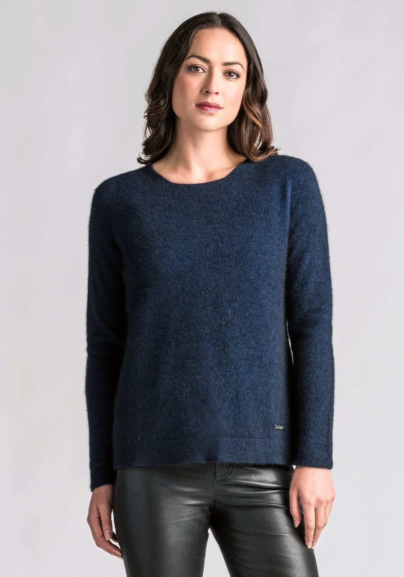 Wrap yourself in luxury with our navy merino wool jumper. Classic style meets ultimate comfort!