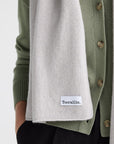 Elevate your style with our fine wool scarf in chic light grey. Stay cozy, look classy. Order yours!